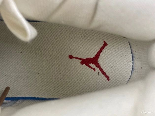 Rep TBkick x 4 AO2571-100 'White' Levi's Jordan Air 0813
